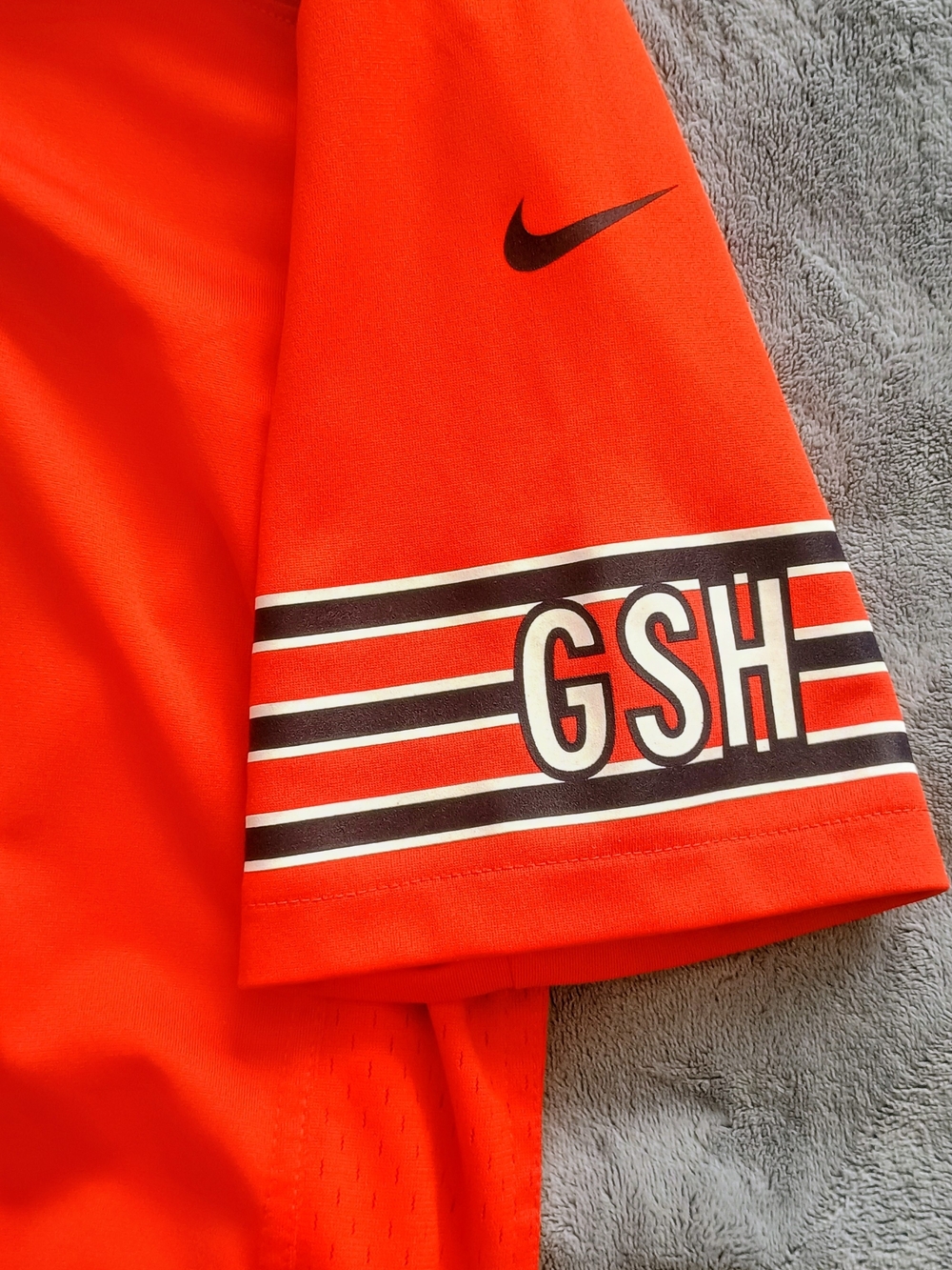 Nike Orange Short-Sleeve Athletic Tee with GSH Sleeve Detail Kids large 14-16